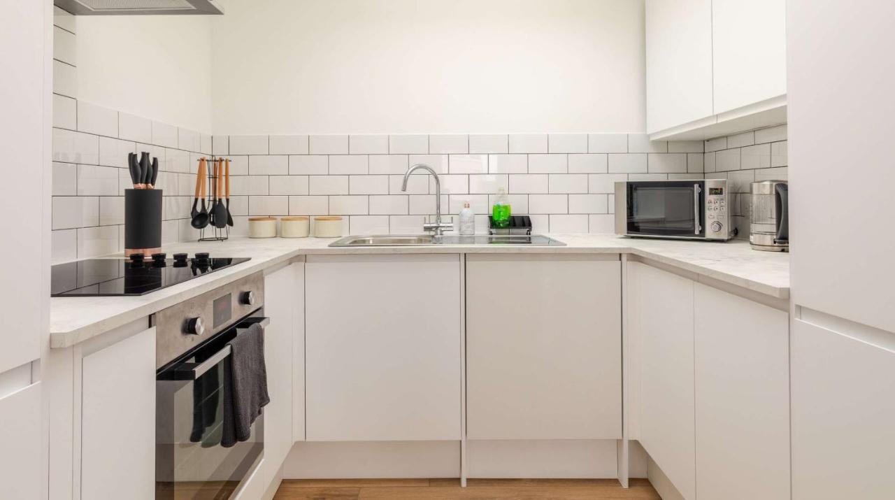 One Bed Top Floor, Brand New, Central Old Town Гастингс Экстерьер фото